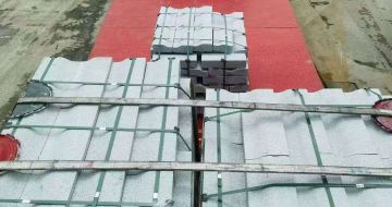 泉州 芝麻白仿形加直形路沿石出货日常