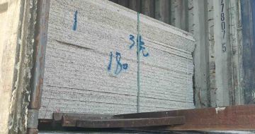 泉州 芝麻白花岗岩石材3.0公分光面毛板装柜出货