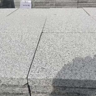 泉州 白麻花岗岩石材推荐 荔枝面地铺石