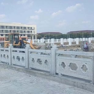 泉州 白麻花岗岩荔枝面河道栏杆