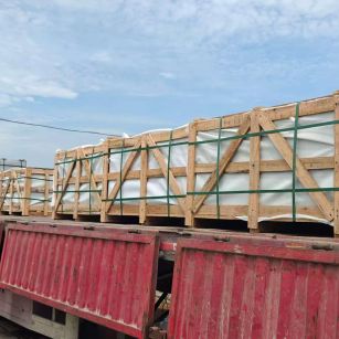 泉州 芝麻白花岗岩地铺石出口专车-泰国游