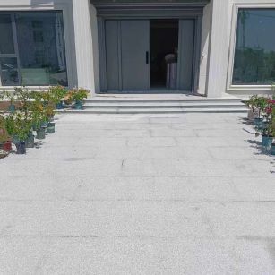 泉州 芝麻白花岗岩地铺石地面铺装