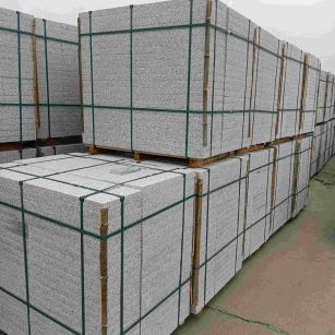 泉州 白麻花岗岩石材荔枝面地铺石（300*600*50）