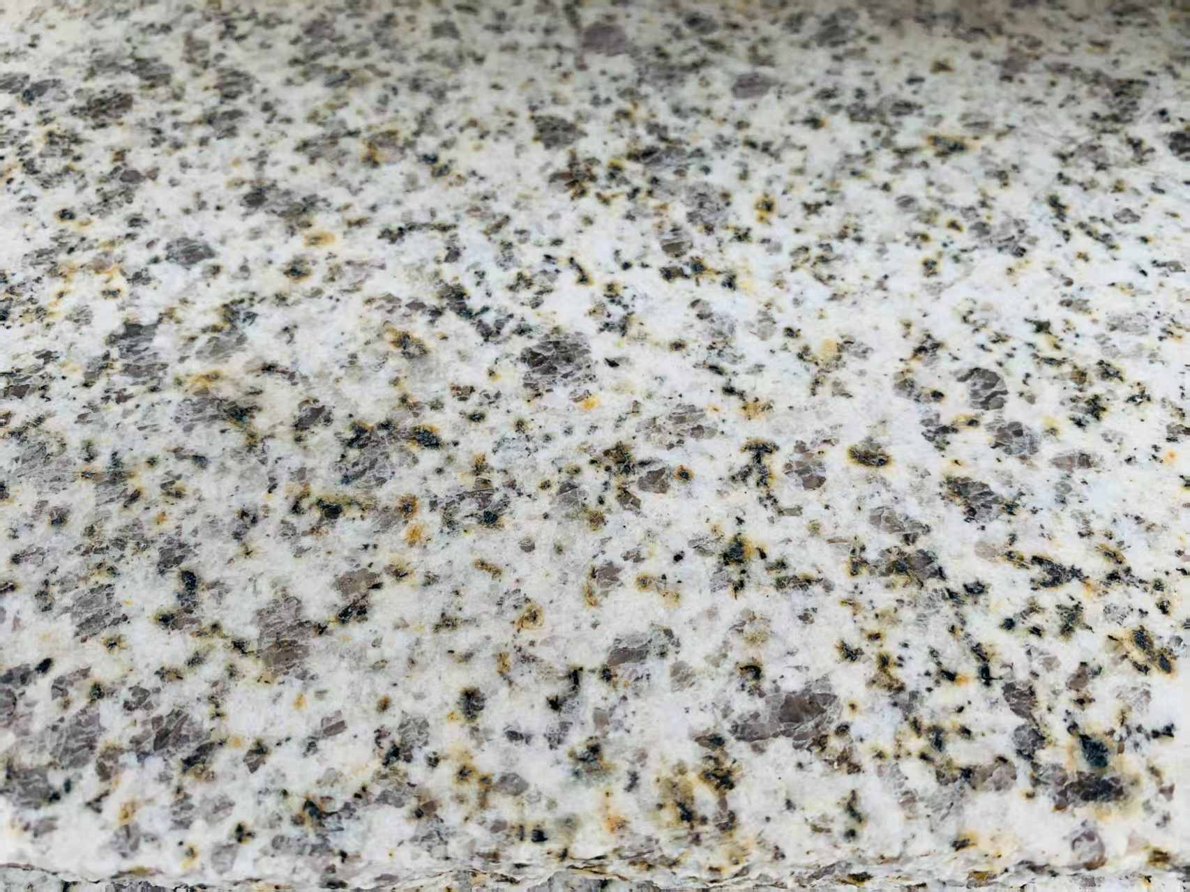 泉州 黄金麻花岗岩石材浅黄光面