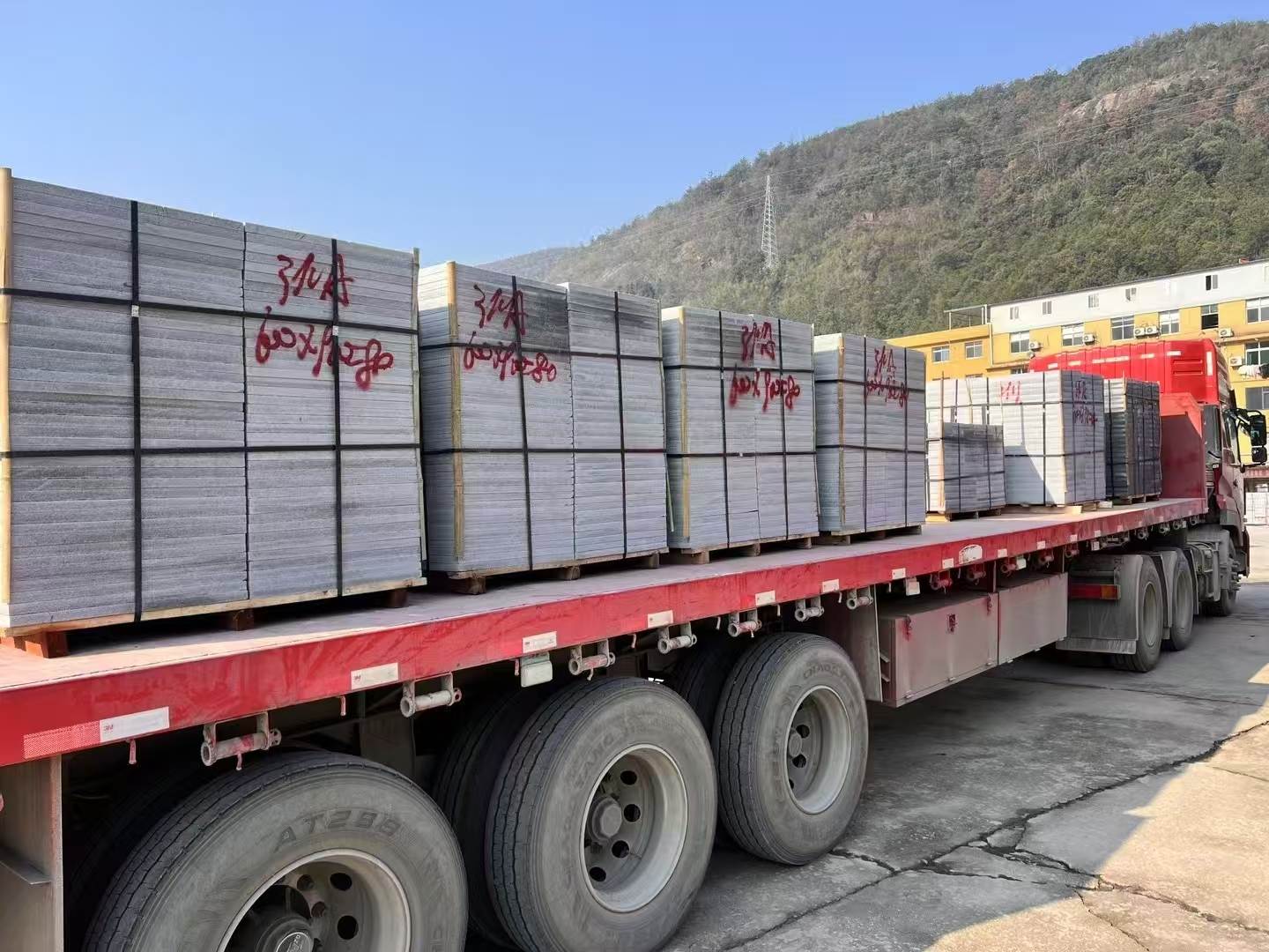 泉州 芝麻灰地铺石出货日常