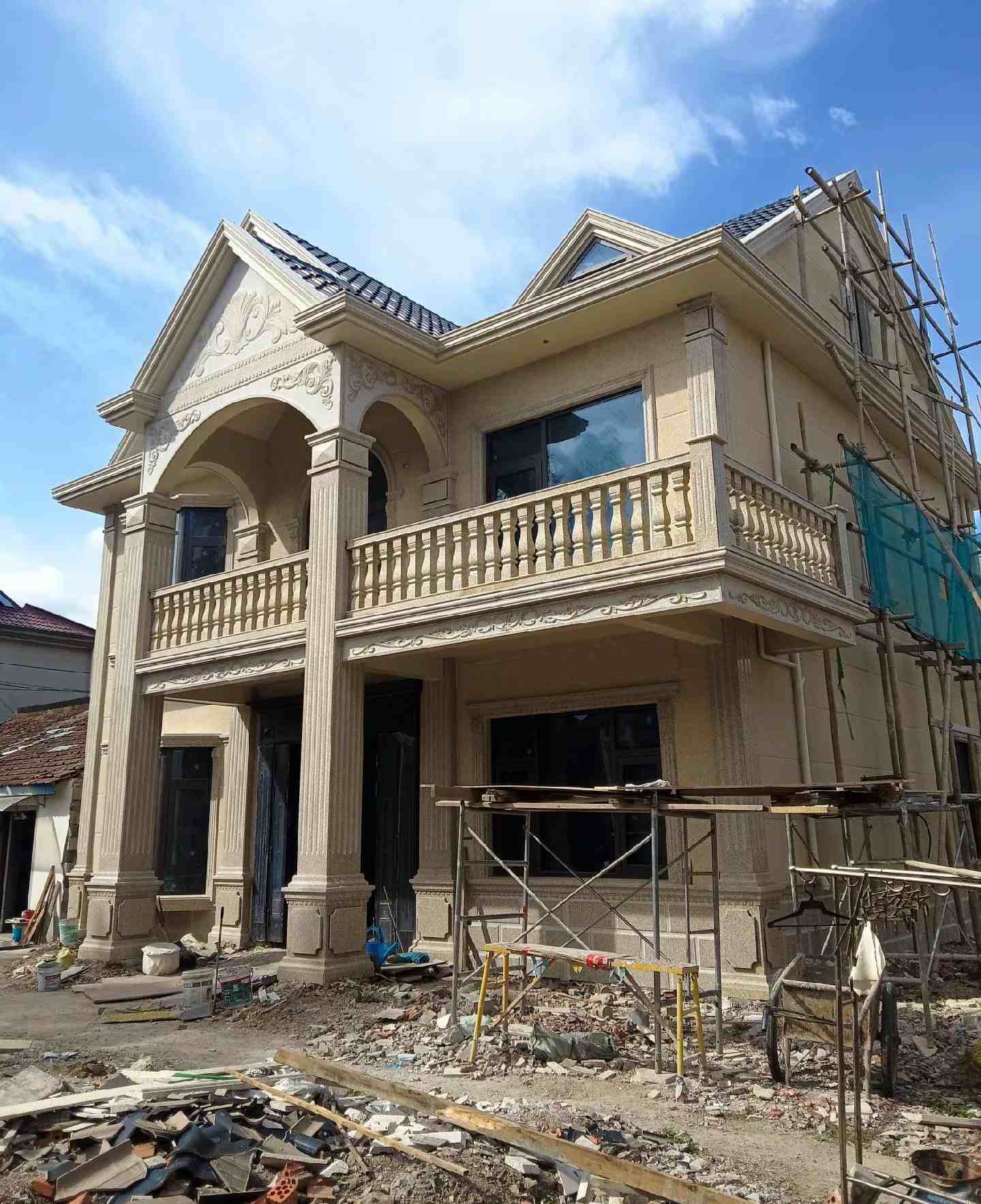 泉州 黄金麻花岗岩石材私人别墅雕花门楼柱阳台栏杆