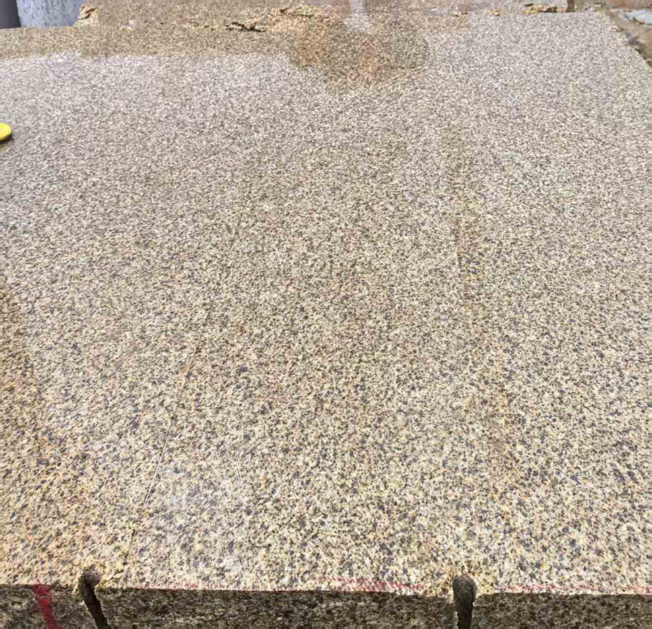 泉州 黄金麻花岗岩石材方料