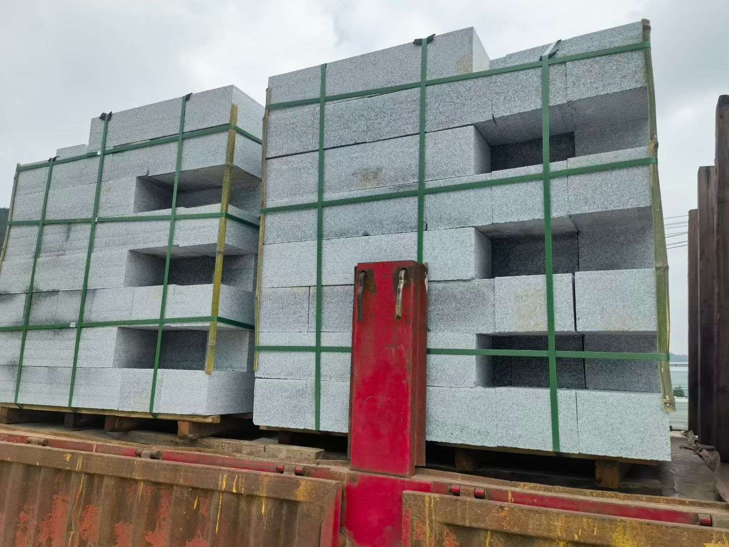 泉州 芝麻白花岗岩路沿石，平石，路侧石，马路牙子，路缘石，立缘石，平缘石等