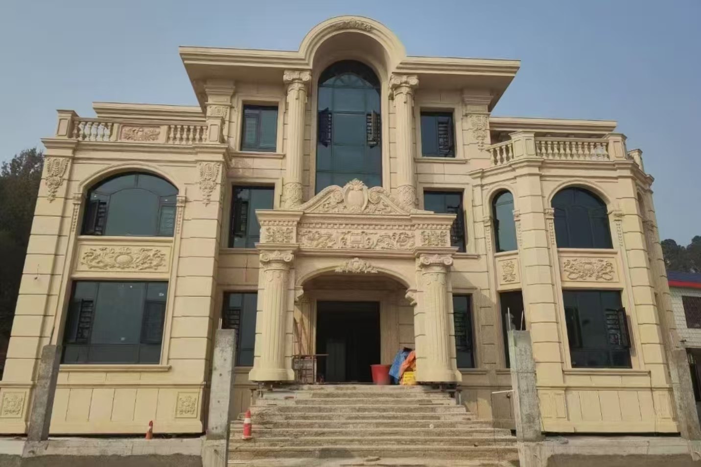 泉州 黄金麻花岗岩别墅外墙干挂