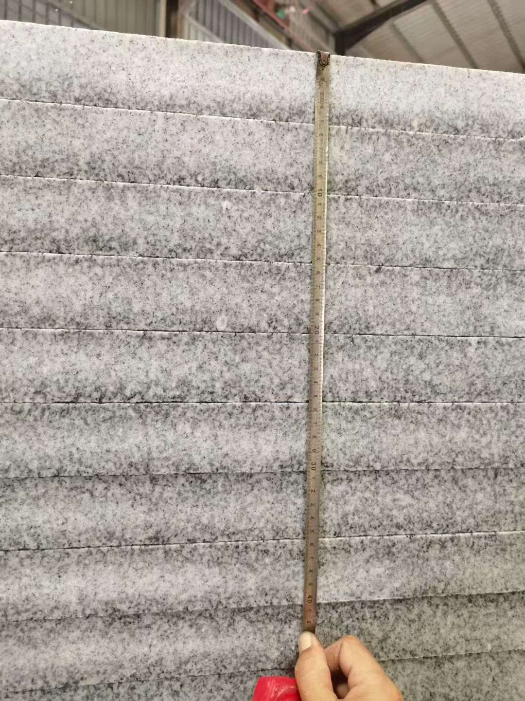 泉州 芝麻白火烧成品厚薄均匀，B料价格接近A料质量