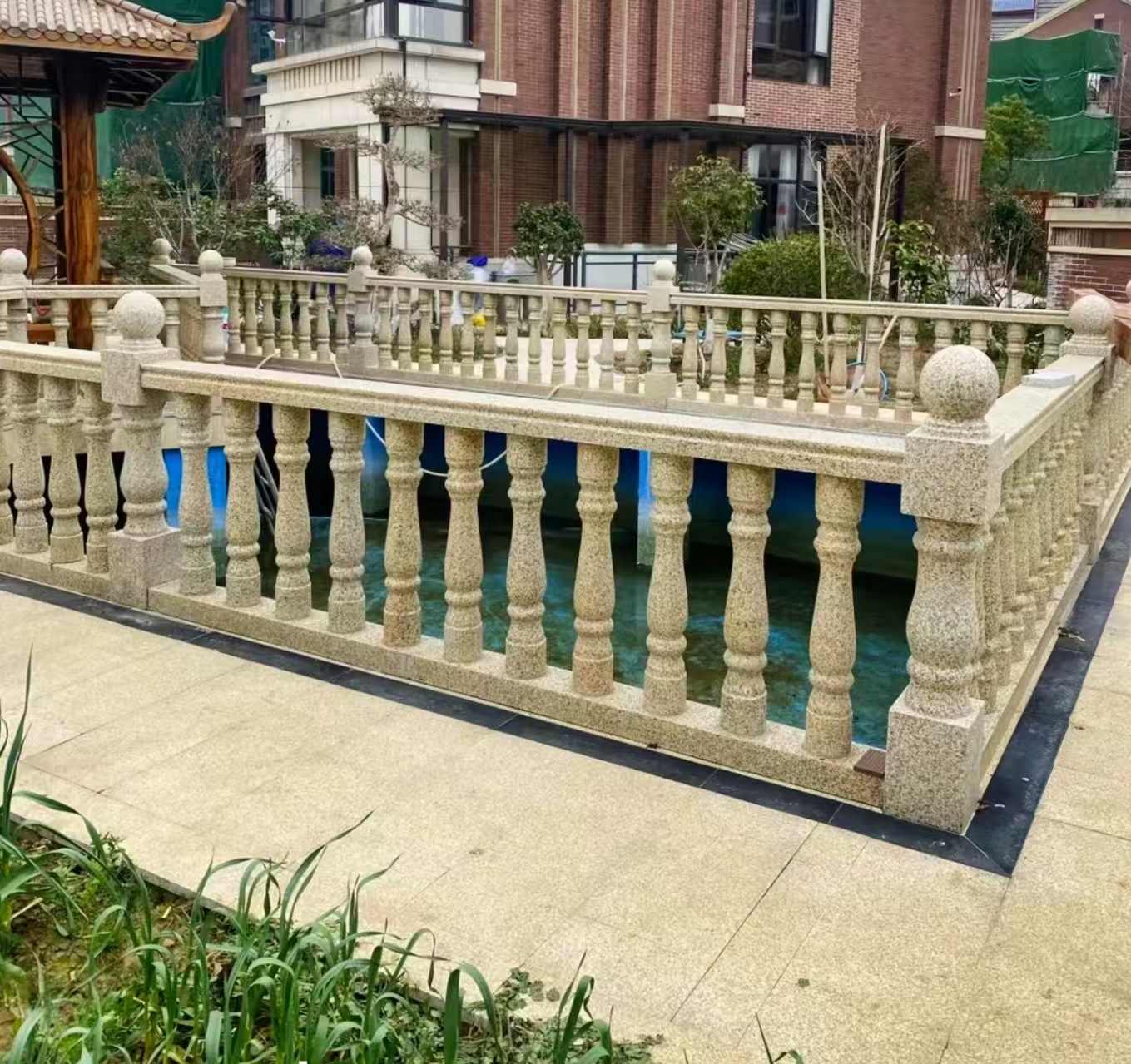 泉州黄金麻花岗岩石材栏杆，扶手，将军柱，花瓶柱