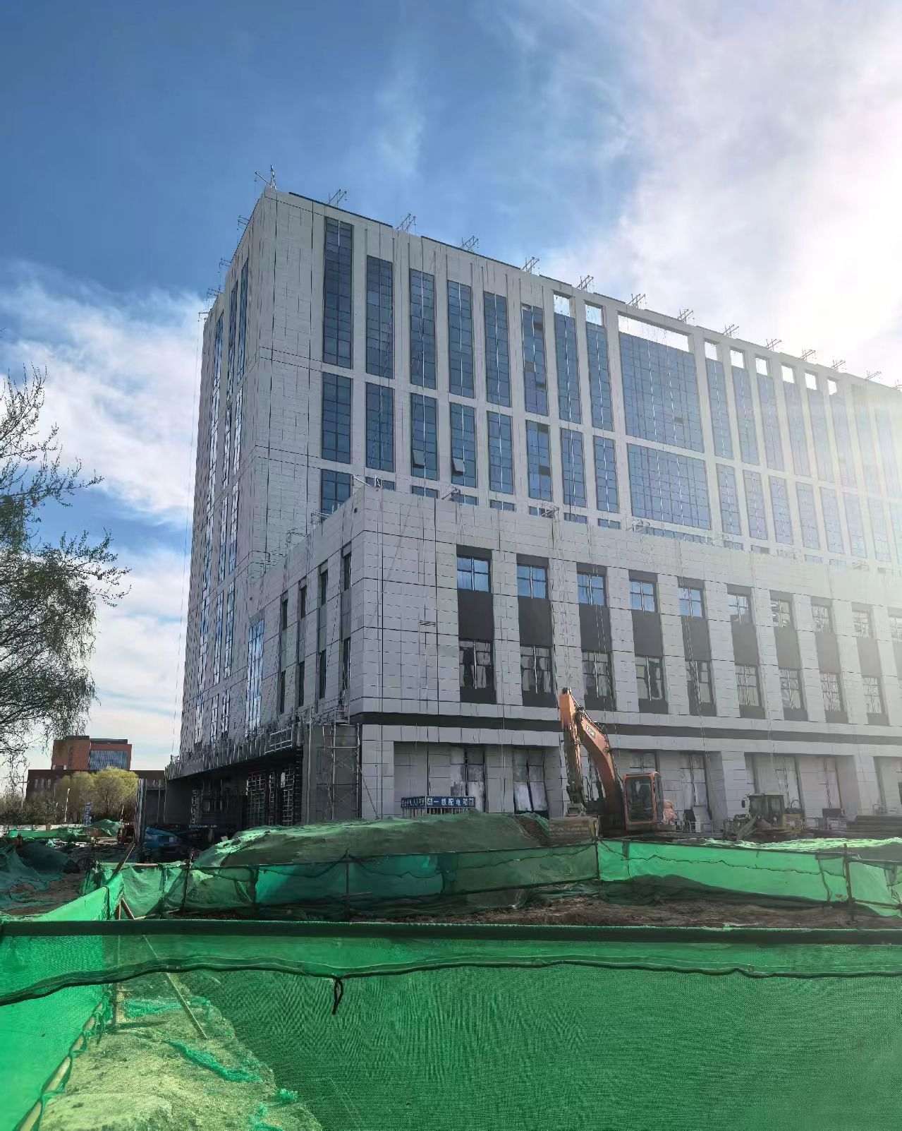 泉州 白麻花岗岩石材外墙干挂