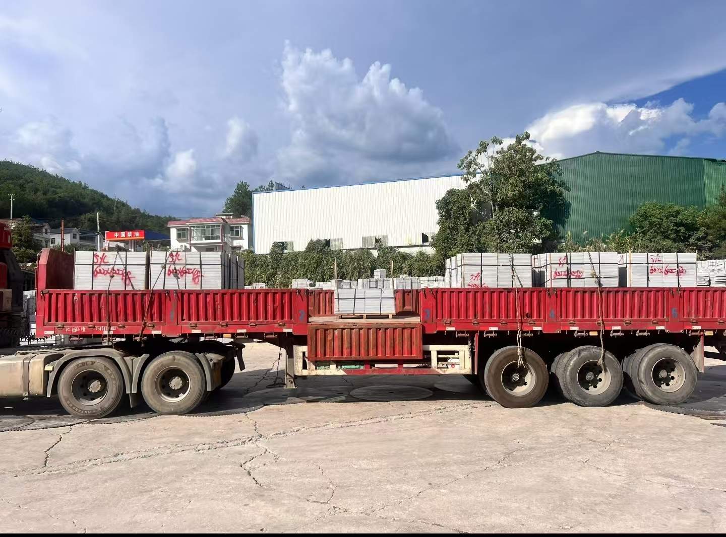 泉州 芝麻灰花岗岩地铺石出货日常