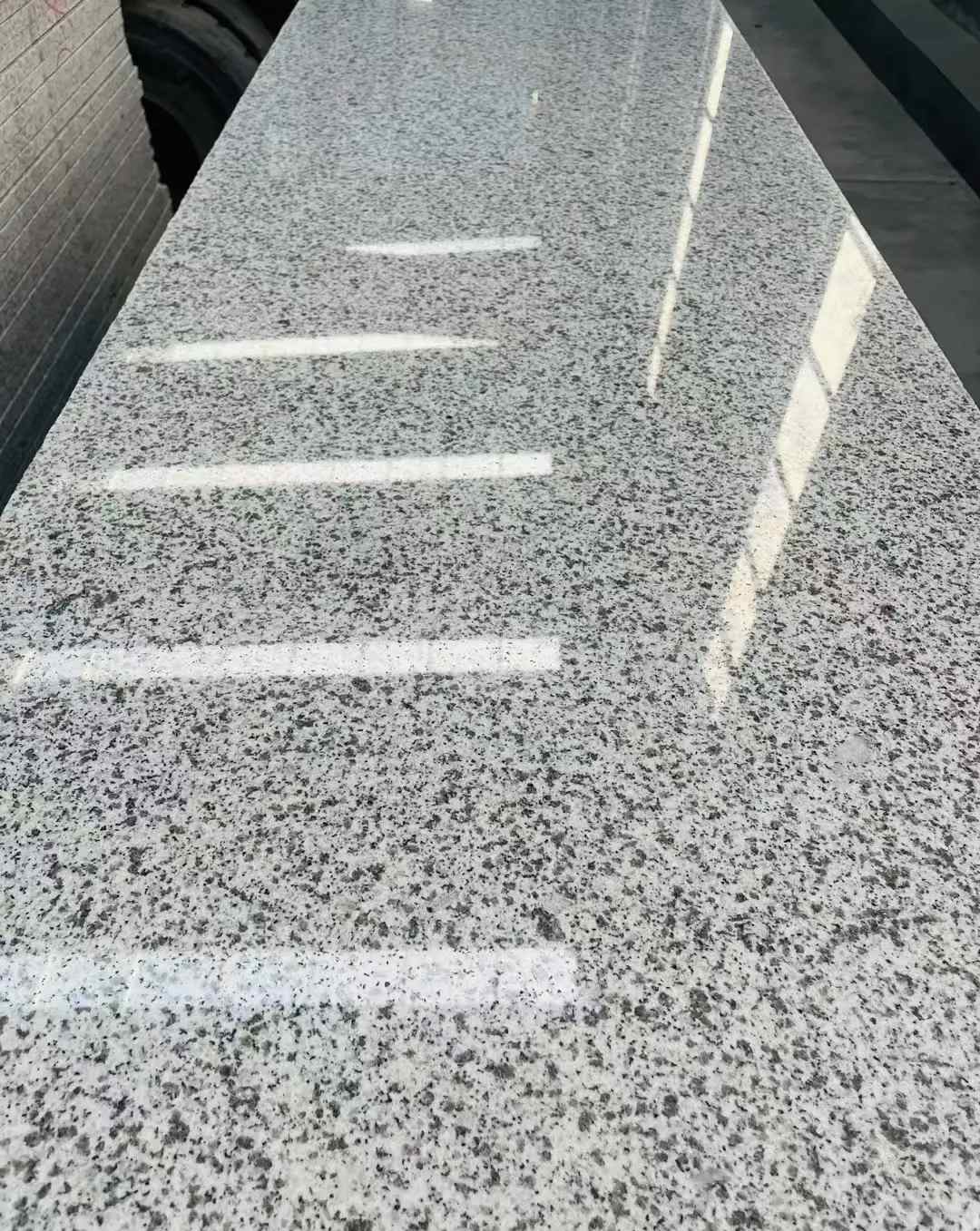 泉州 白麻花岗岩光面毛板